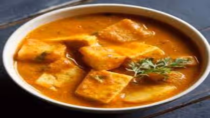 இன்று நீங்கள் ஏதாவது ஸ்பெஷல் சாப்பிட விரும்பினால் "உருளைக்கிழங்கு பனீர்" மசாலாவை ட்ரை பண்ணுங்க.!!