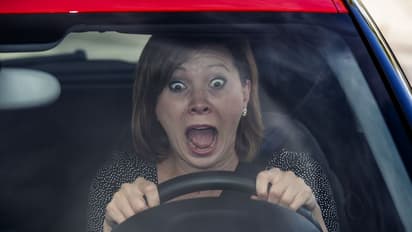 ഓട്ടത്തിനിടെ കാറിന്‍റെ ബ്രേക്ക് പോയോ? ഭയക്കരുത്, ഇതാ ചെയ്യേണ്ടതും ചെയ്യരുതാത്തതും!