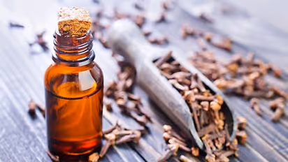 Hair Care: 5 amazing advantages of Clove Oil