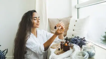 Oily hair problem? Here's how to use hair oil effectively