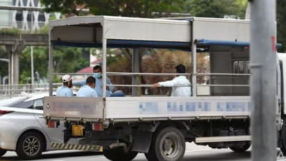 சிங்கப்பூர் முதலாளி மீது வழக்கு போட்ட தமிழக தொழிலாளி.. ஏன்? - தீர்ப்பு யாருக்கு சாதகமாக வந்தது தெரியுமா?