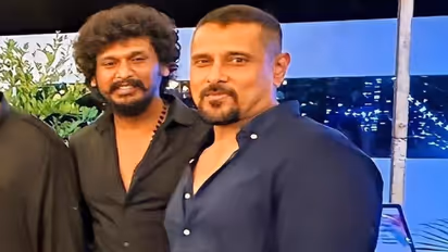 லோகேஷ் கனகராஜ் உடன் அடுத்த படம்... மொட்டை தலையுடன் மாஸ் லுக்கிற்கு மாறிய விக்ரம் - வைரலாகும் லேட்டஸ்ட் போட்டோ