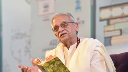 'Richly deserved' says Shashi Tharoor as Gulzar is honoured with Jnanpith Award