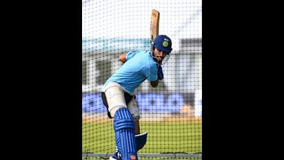 'തിലക് വര്മ്മയെ അങ്ങനെയങ്ങ് വലിയ ടൂര്ണമെന്റില് കളിപ്പിക്കല്ലേ'... ആവശ്യവുമായി ശ്രീകാന്ത്