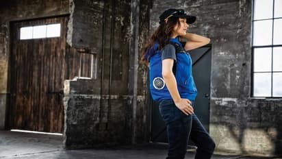 வெயில் தாங்க முடியல: ஜப்பான் காரன் கண்டுபிடித்த கூலிங் ட்ரெஸ்!