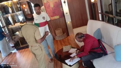 ഹൗസ് ബോട്ടുകളില് ഉദ്യോഗസ്ഥരുടെ പരിശോധന; ഏഴ് ബോട്ടുകള് പിടിച്ചെടുത്തു