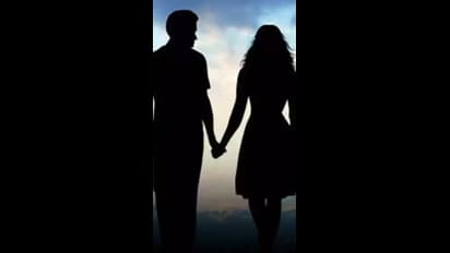 ஸ்மார்ட்போன் பரிசளித்த கணவருக்கு டாட்டா காட்டிய மனைவி: காதலனுடன் ஓட்டம்!