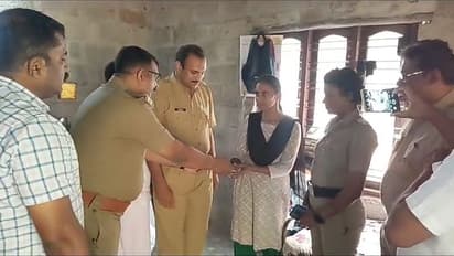  വാറണ്ട് നടപ്പാക്കാൻ പ്രതിയുടെ വീട്ടിലെത്തി എക്സൈസ് സംഘം; പക്ഷെ മടക്കം ഓണസമ്മാനവും പുതു ജീവിതവും നൽകി!