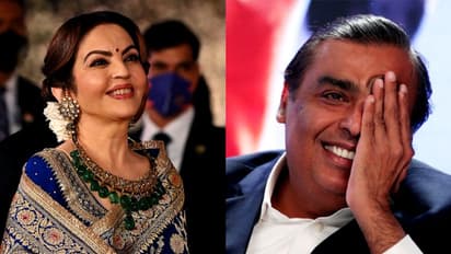 240 കോടിയുടെ എയർബസ് മുതൽ 451 കോടിയുടെ നെക്ലേസ് വരെ; സമ്മാനങ്ങൾ നൽകി മത്സരിച്ച് മുകേഷ് അംബാനിയും നിതാ അംബാനിയും