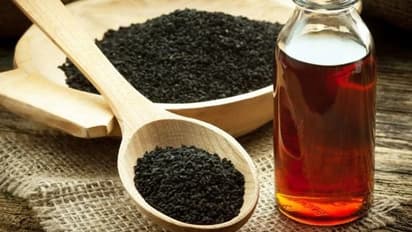 Hair Growth: How Kalonji Oil is a boon for your shiny locks