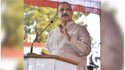 കണ്ണുകള്‍ ഐശ്വര്യ റായുടേത് പോലെ ആവണമെങ്കില്‍ ചെയ്യേണ്ടത്... മഹാരാഷ്ട്ര മന്ത്രിയുടെ പ്രസംഗത്തെച്ചൊല്ലി വിവാദം