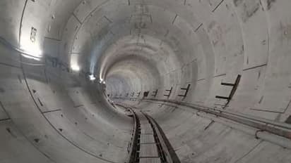 சிங்கப்பூரில் கழிவுநீரை சுத்திகரித்து மீண்டும் பயன்படுத்த உதவும் சுரங்கப்பாதை வடிகால் திட்டம்! 