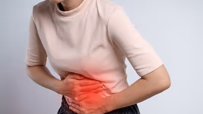 कब और क्यों की जाती है Hernia सर्जरी? देखकर भी इन लक्षणों को न करें नजरअंदाज वरना भुगतना पड़ेगा अंजाम