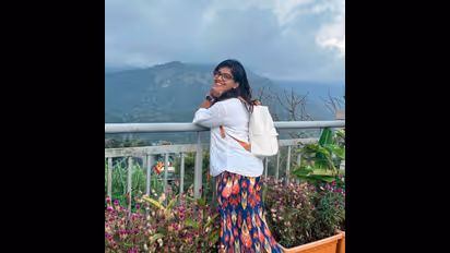 ಮನಸೆಂಬ ಮನೆಯಲ್ಲಿ ಗೋಡೆ ಇಲ್ಲ, ಅಣೆಕಟ್ಟೆ ಮಾತು ಆಡಬೇಕೆ: ಅನುಶ್ರೀ 