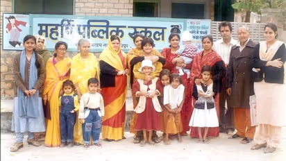 15 साल में गईं स्कूल, 31 साल में 10th पास, जानें कौन हैं अब खुद का स्कूल चलाने वालीं अयोध्या कुमारी