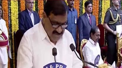 కేసీఆర్ కేబినెట్లోకి పట్నం: కాంగ్రెస్ కు చెక్, పైచేయి సాధించిన బీఆర్ఎస్