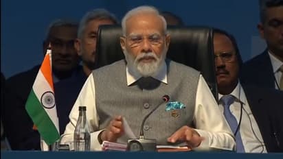 பிரிக்ஸ் மாநாடு: சீன அதிபருடன் சிறிது நேரம் பேசிய பிரதமர் மோடி!