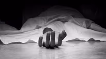 15 വർഷം മുൻപ് പിരിഞ്ഞ് താമസിച്ച ഭാര്യയോട് പ്രതികാരം ചെയ്യാൻ മകനെ ക്വട്ടേഷൻ കൊടുത്ത് കൊന്ന് പിതാവ്