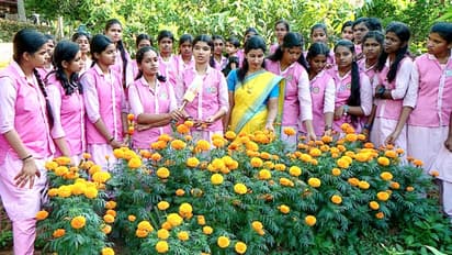 പാഠ്യേതര പ്രവർത്തനമായി, ഓണത്തിന് ഒരു വട്ടിപൂവ്, പണം കാരുണ്യ പ്രവർത്തനങ്ങൾക്കുള്ള കരുതല്