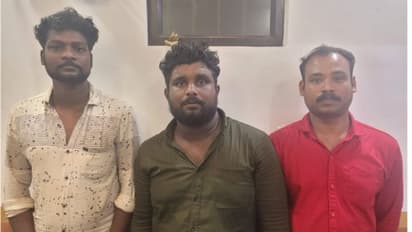 റോഡിൽ നിൽക്കുകയായിരുന്ന യുവാവിനെ ആക്രമിച്ച് സ്വർണ്ണവും മൊബൈൽ ഫോണും കവർന്നു; മൂന്ന് പേര് അറസ്റ്റിൽ