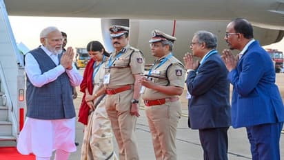 சந்திரயான் - 3 திட்ட விஞ்ஞானிகளை பாராட்ட பெங்களூரு வந்தடைந்தார் பிரதமர் மோடி