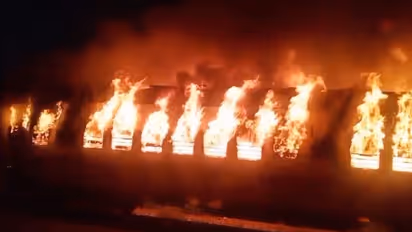 At least 9 dead after fire breaks out in tourist train near Madurai station; Rs 10 lakh ex-gratia announced