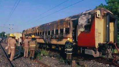 மதுரை ரயில் விபத்து சம்பவம்.! தப்பி ஓடிய 5 பேரை  தட்டி தூக்கிய போலீஸ்- ரகசிய இடத்தில் விசாரணை