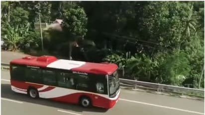 തലസ്ഥാനത്തിന് ഓണസമ്മാനം; 60 ഇലക്ട്രിക് ബസ്സുകൾ പുറത്തിറക്കി കെഎസ്ആര്‍ടിസി, തത്സമയ വിവരങ്ങൾ ലഭിക്കാന്‍ ആപ്പും