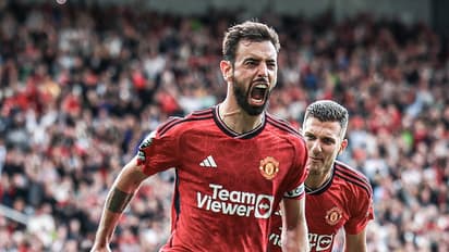 ഇംഗ്ലീഷ് പ്രീമിയര് ലീഗില് മാഞ്ചസ്റ്റര് യുണൈറ്റഡിന് ഗംഭീര തിരിച്ചുവരവ്! ആഴ്സനലിന് സമനില