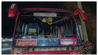 ഓടുന്ന ബസ്സിലേക്ക് മറ്റൊരു ഡ്രൈവറും കണ്ടക്ടറും കല്ലെറിഞ്ഞു, ചില്ല് തകർന്നു; ഇരുവരും പൊലീസ് കസ്റ്റഡിയിൽ