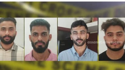 സ്കൂൾ വിദ്യാര്ഥിനികളെ അപമാനിക്കാന് ശ്രമിച്ചെന്ന കേസ്; മാസങ്ങൾക്ക് ശേഷം പൊലീസില് കീഴടങ്ങി യുവാക്കള്