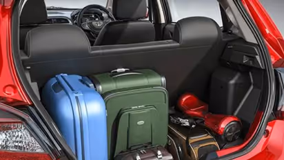 ടാറ്റയുടെ ബജറ്റ് കാറുകൾ പുതിയ രൂപത്തിലേക്ക്, സ്വിഫ്റ്റും ഡിസയറും പാടുപെടും; മുഖം മിനുക്കാൻ ടിയാഗോയും ടിഗോറും