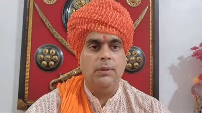 చంద్రుడిని హిందూ రాష్ట్రంగా ప్రకటించాలి - స్వామి చక్రపాణి మహారాజ్ డిమాండ్.. వీడియో వైరల్