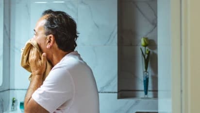 മലദ്വാരത്തില്‍ നിന്ന് രക്തം, എപ്പോഴും തളര്‍ച്ച; ശ്രദ്ധിക്കേണ്ട ലക്ഷണങ്ങള്‍...