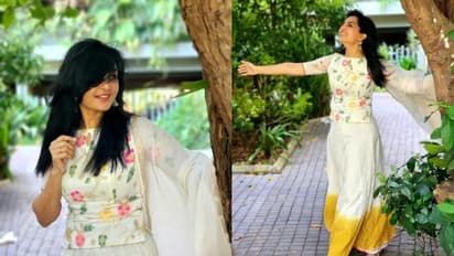 എല്ലാവരും സാരിയിലോ..എങ്കിൽ ഇതാ ഒരു വെറൈറ്റി; മഞ്ജു വാര്യരുടെ ഓണം ഔട്ട്ഫിറ്റ് വൈറൽ