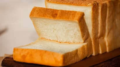 ബ്രെഡിൽ ചത്ത എലിയുടെ അവശിഷ്ടങ്ങൾ, ഒരുലക്ഷത്തിലധികം പാക്കറ്റുകൾ തിരികെ വിളിച്ച് ജപ്പാൻ