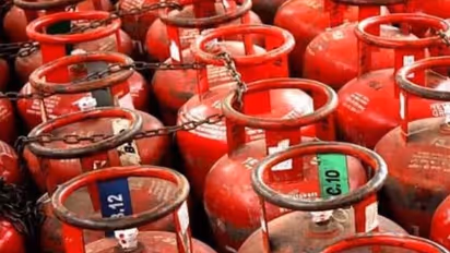 LPG Price:ಉಜ್ವಲ ಯೋಜನೆ ಎಲ್ಪಿಜಿ ಸಬ್ಸಿಡಿ 300ರೂ.ಗೆ ಹೆಚ್ಚಳ; 603ರೂ.ಗೆ ಸಿಗಲಿದೆ ಅಡುಗೆ ಅನಿಲ ಸಿಲಿಂಡರ್