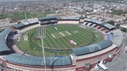 'നേപ്പാളിനെ കണ്ട് പഠിക്ക് ഹേ'; ഏഷ്യാ കപ്പ് കാണാനാളില്ല! മുള്‍ട്ടാനിലെ കാലി സ്റ്റേഡിയത്തിന് ട്രോള്‍ പൂരം