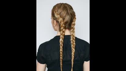 தலைமுடியை இறுக்கி கட்டினால் முடி மட்டும் உதிராது.. கொண்டை போடுற பெண்களுக்கு 'அந்த' பாதிப்பு வரும்!! 