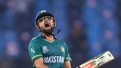 കോലിയുടെ സിംഹാസനം ഓരോന്നായി തകരുന്നു; ബാബറിന് അടുത്ത നേട്ടം