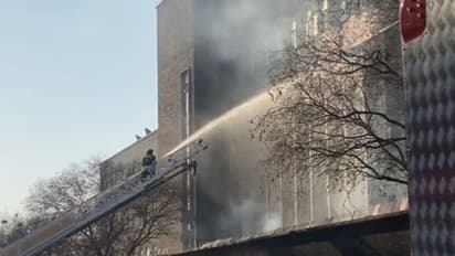 தென்னாப்பிரிக்காவில் அடுக்கு மாடி குடியிருப்பில் ஏற்பட்ட தீவிபத்தில் 63 பேர் உடல் கருகி உயிரிழப்பு!!