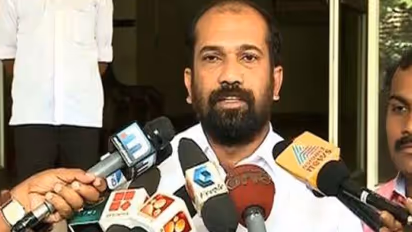 'നാളെ ഹാജരായാൽ വീട്ടിലേക്കല്ല, സതീശനൊപ്പം ജയിലിലേക്കാണ് പോകുന്നതെന്ന് മൊയ്തീനറിയാം': അനിൽ അക്കര