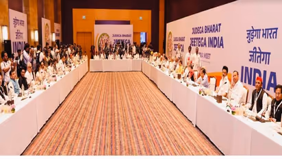 இந்தியா கூட்டணி: 13 கொண்ட ஒருங்கிணைப்பு குழு அமைப்பு!