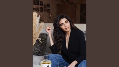 Karishma Tanna’s Biography | Birth | Education | Debut Show | Films | Facts