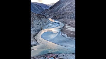 Flash floods in Ladakh claim lives of five Indian Army soldiers during tank exercise