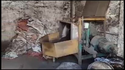 ஊதுபத்தி தயாரிக்கும் தொழிற்சாலை அரவை இயந்திரத்தில் சிக்கி சிறுவன் உயிரிழப்பு - போலீசார் விசாரணை