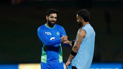 കാന്ഡിയില് ഇന്ന് ഇന്ത്യ-പാക് പൂരം! ജയിച്ചു തുടങ്ങാന് രോഹിത്തും സംഘവും; നേര്ക്കുനേര് കണക്കുകള് അറിയാം