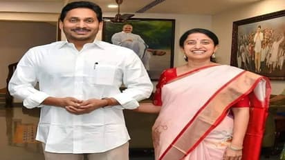 ‘సాక్షి’కి ప్రజాధనాన్ని దోచిపెడుతున్న జగన్.. చందాలు, ప్రకటనల రూపంలో రూ.1200 కోట్లు...