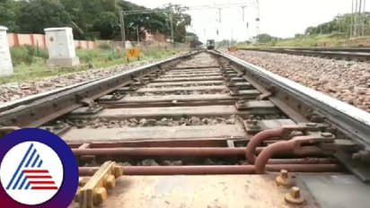 ಚಿತ್ರದುರ್ಗ: ನೇರ ರೈಲು ಮಾರ್ಗ ಕಾಮಗಾರಿ ವಿಳಂಬ, ಸ್ಥಳೀಯರ ಆಕ್ರೋಶ
