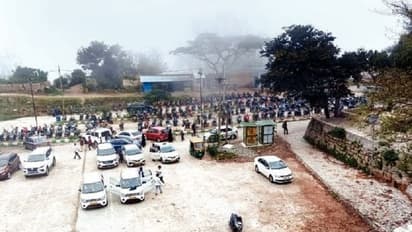 ನಂದಿ ಬೆಟ್ಟಕ್ಕೆ ಖಾಸಗಿ ವಾಹನಗಳ ನಿಷೇಧಕ್ಕೆ ಚಿಂತನೆ: ಯಾಕೆ ಗೊತ್ತಾ?